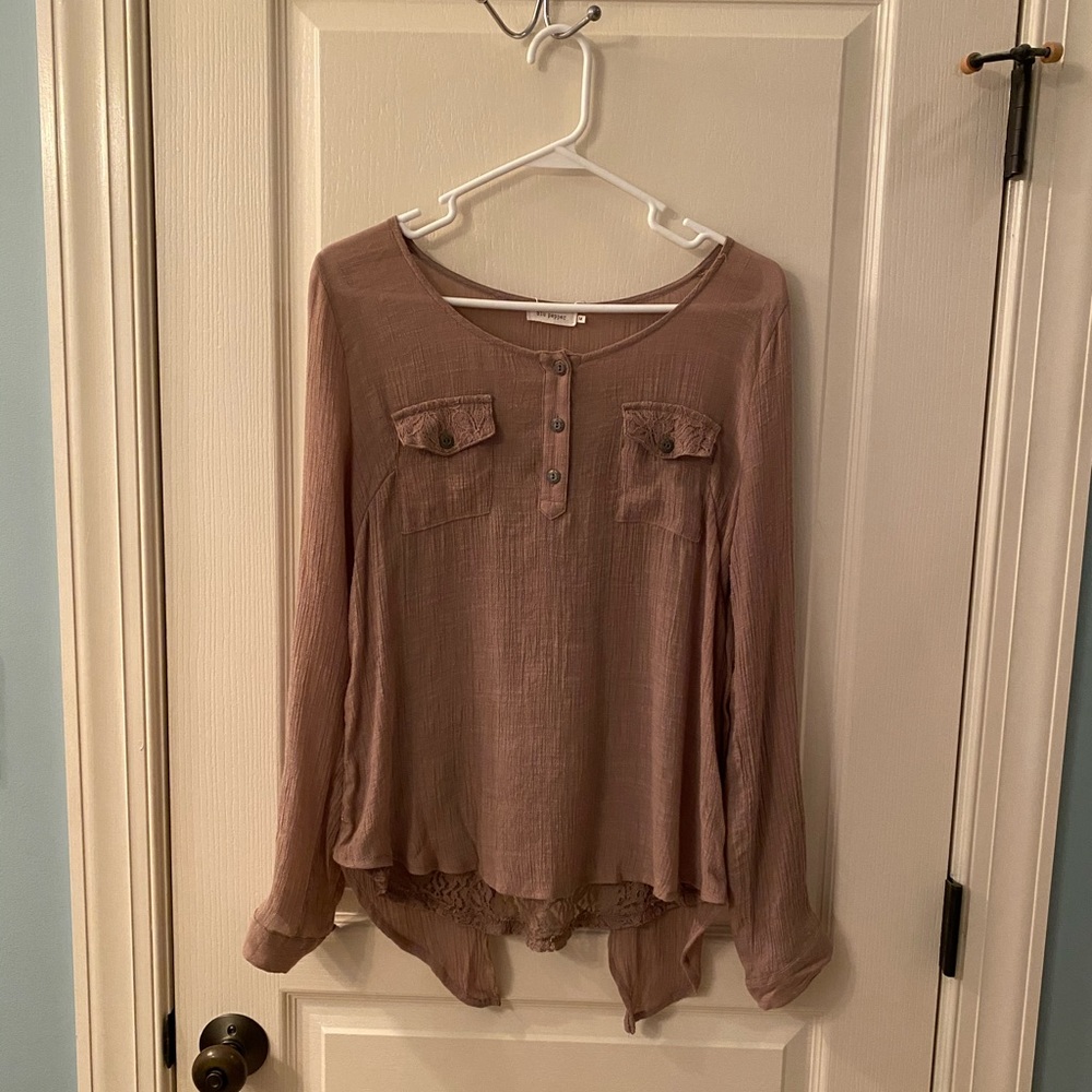 Blu Pepper beige women’s lace back top
